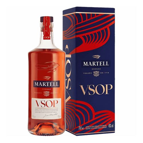 Коньяк Martell Aged in Red Barrels Французский VSOP 700 мл