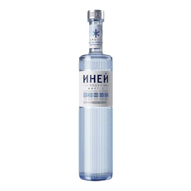 Водка Иней 0,5 л