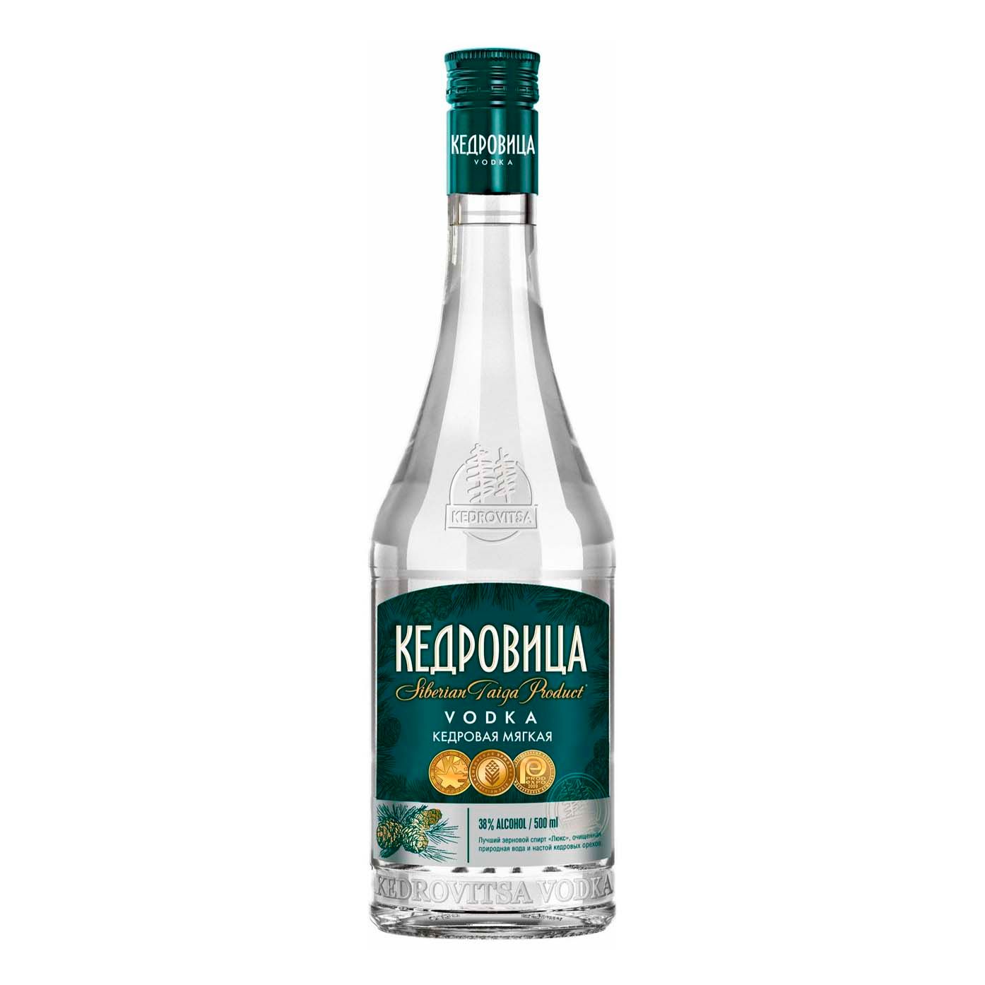 Водка Кедровица кедр 0,5 л