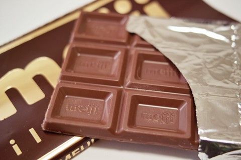 Шоколад Meiji 50 г